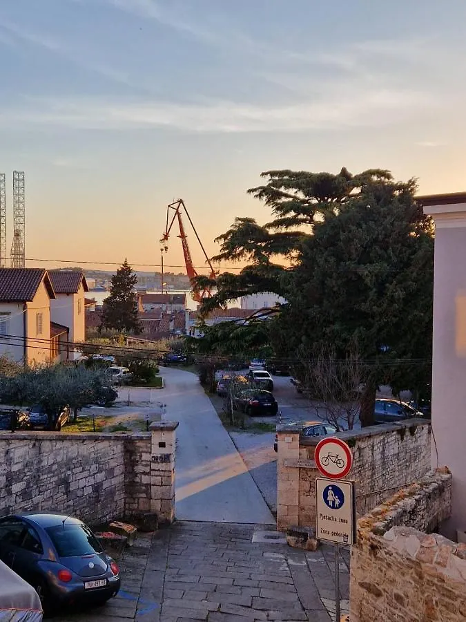 Citygem - Just Perfect For Two Apartment Pula Croatia