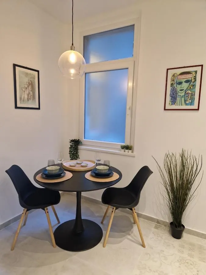 Citygem - Just Perfect For Two Apartment Pula 0*,  Croatia